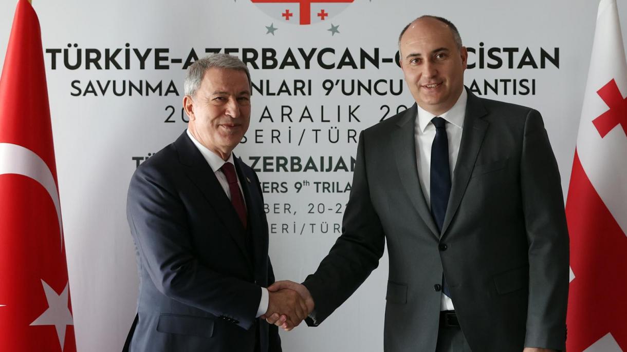 Hulusi Akar-Juansher Burchuladze.jpg