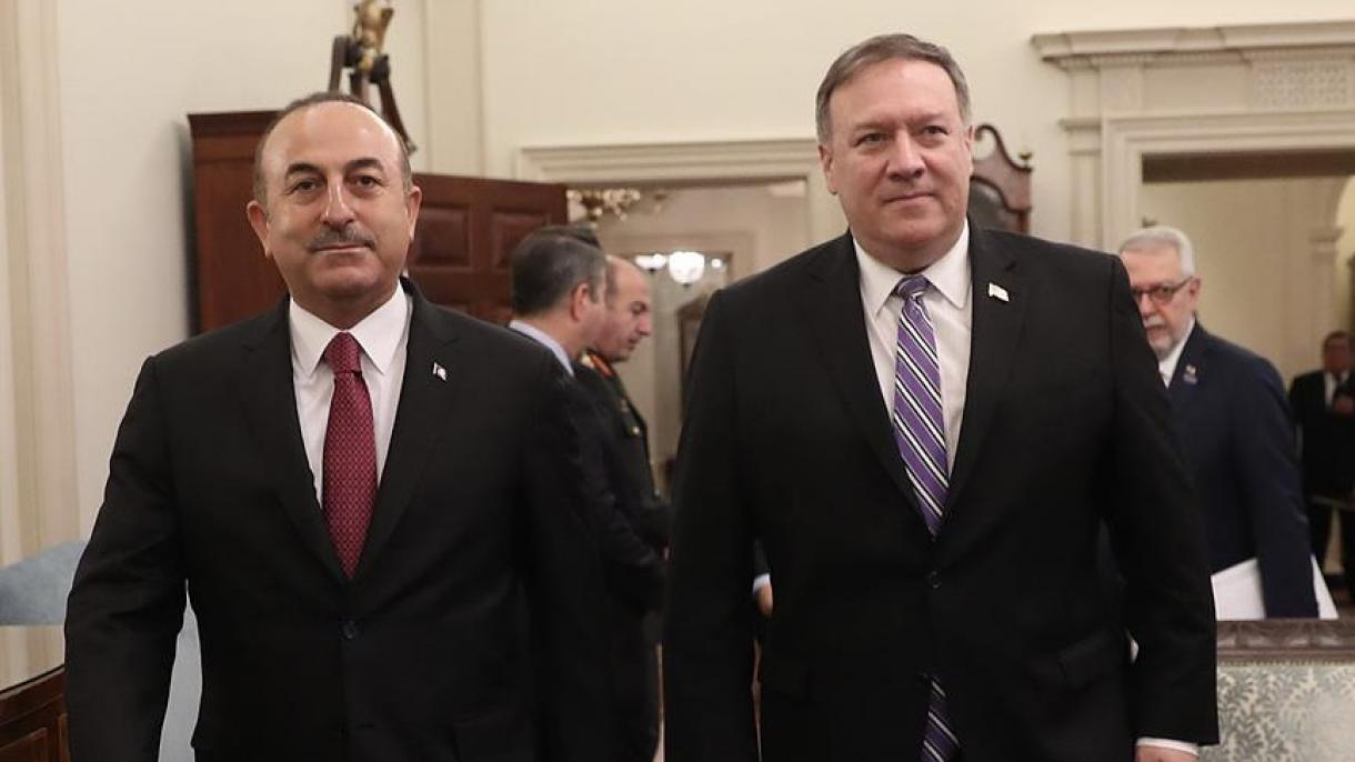 Çavuşoğlu y Pompeo han abordado el proceso de repliegue de los soldados estadounidenses desde Siria