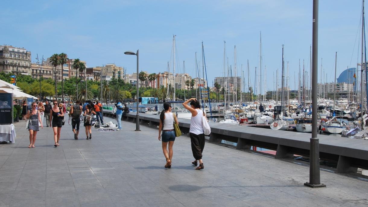 Se aumenta en un 10,1 % el número de turistas que visitan España