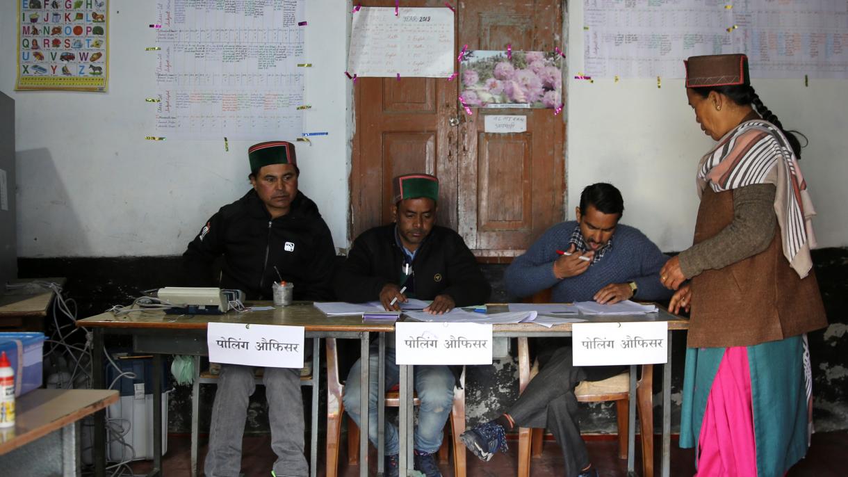 بھارت: مغربی صوبہ بنگال میں پولنگ اسٹیشنوں پر فسادات، 18 افراد ہلاک