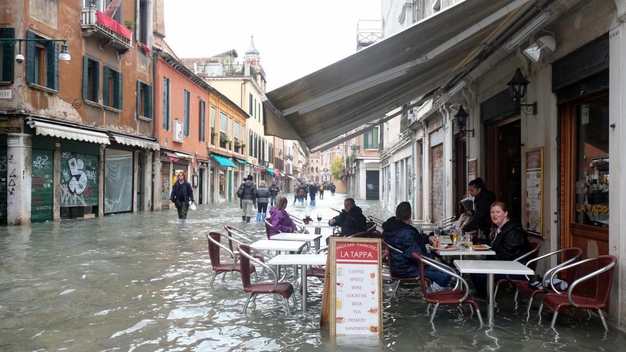 Проливни валежи в Италия...