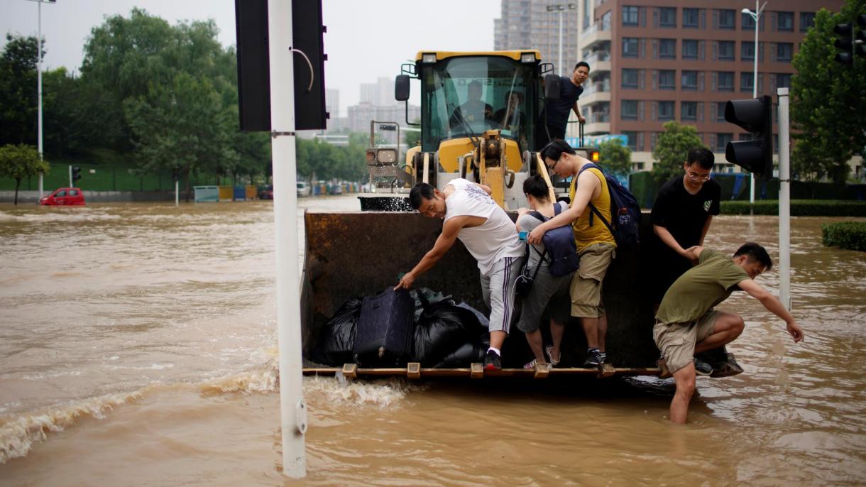 中国河南省洪灾致死亡人数升至99人