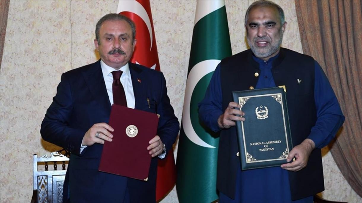 دیدار روسای مجلس ترکیه و پاکستان در اسلام‌آباد