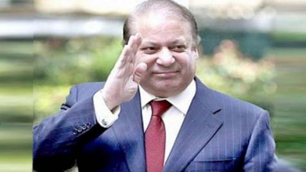 نوازشریف  کا قافلہ پنجاب ہاؤس سے لاہور کے لیے  روانہ