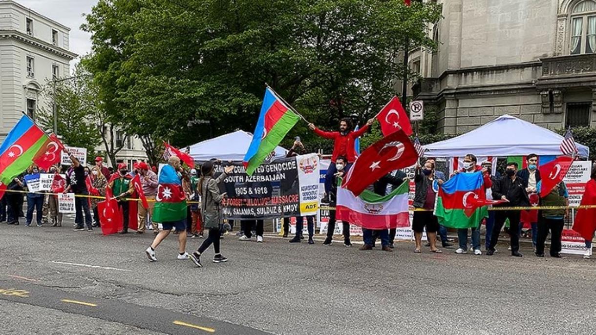 La comunidad turco-estadounidense protesta en Washington contra la declaración de Joe Biden