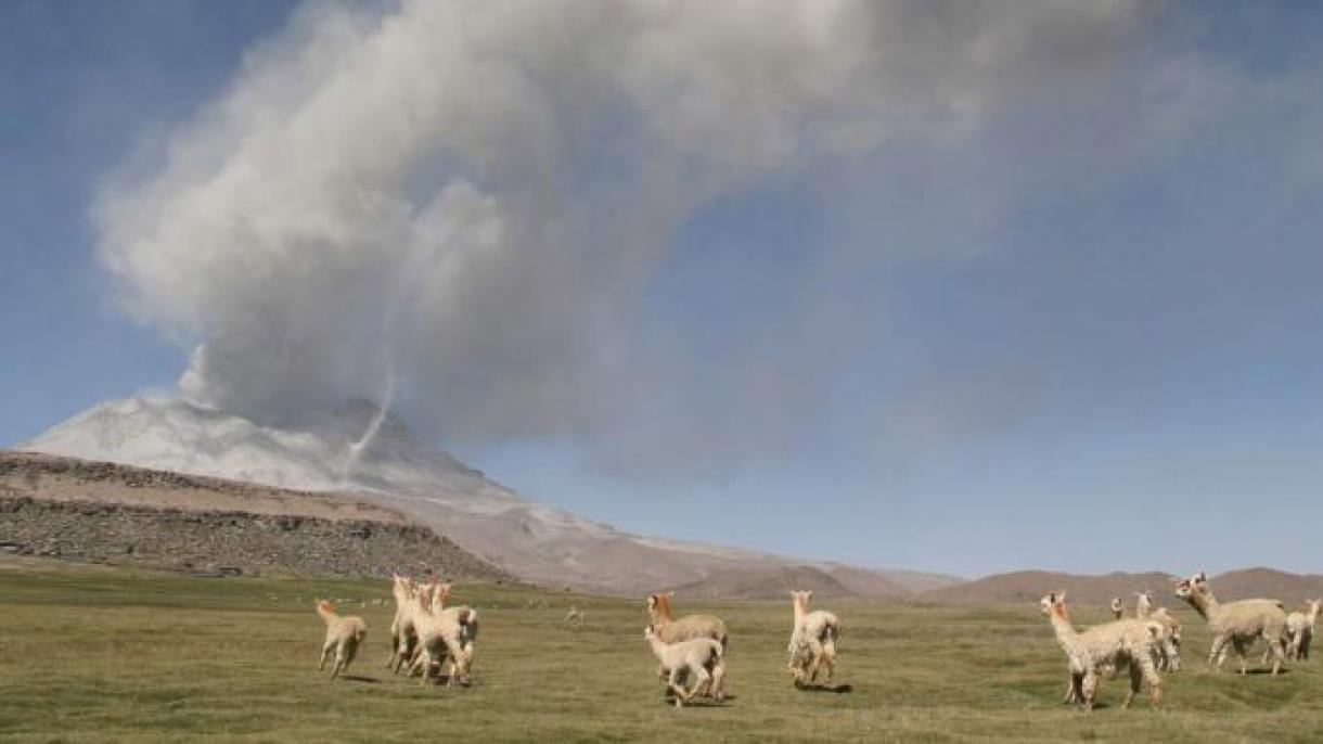انفجار در اوبیناس، فعال ترین کوه آتش فشانی پرو