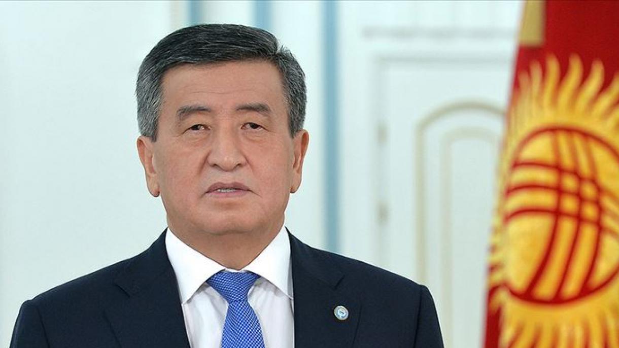 Protestas en Kirguistán: Jeenbekov declara el estado de emergencia en la capital