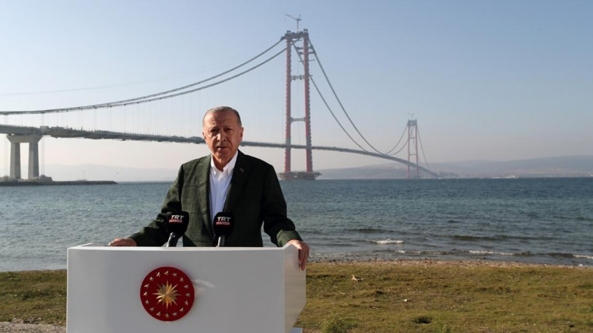 Erdogan felicita a todos que trabajaron en la construcción del puente colgante más largo del mundo