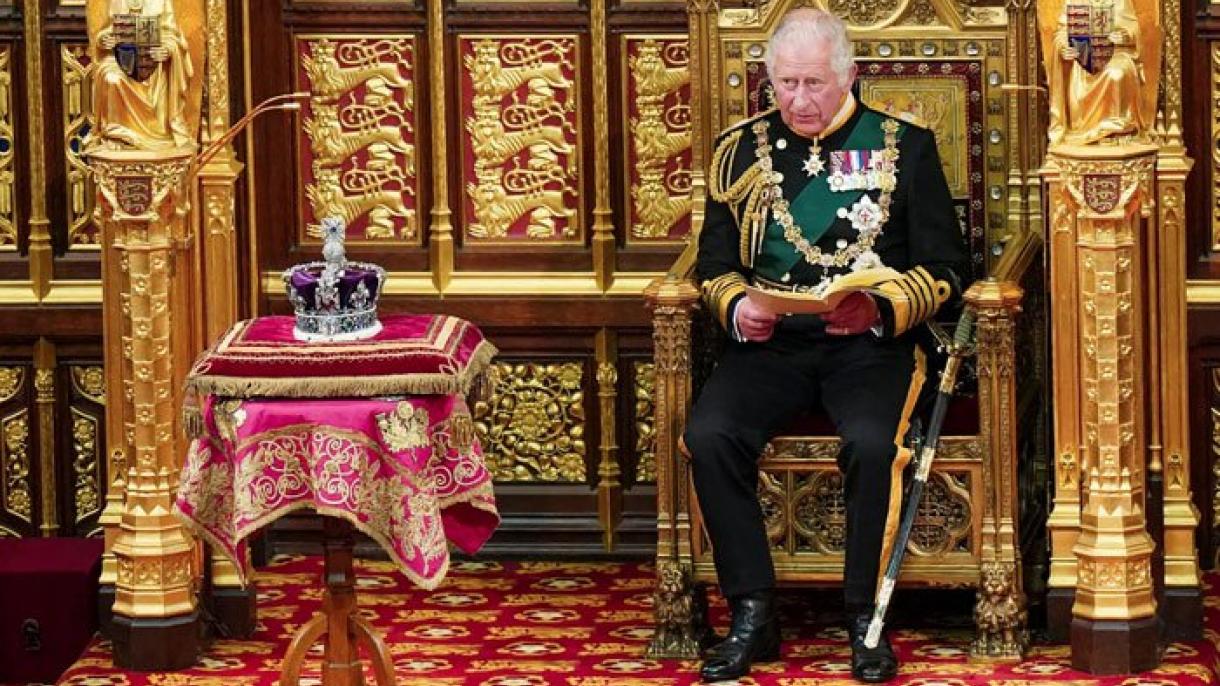 چارلز سوم پادشاه انگلستان در سن 73 سالگی بر تخت سلطنت نشست
