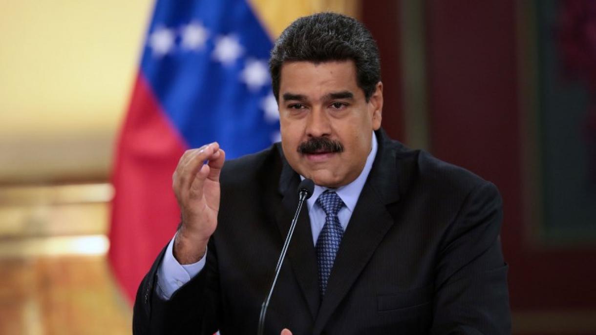 Maduro chega à China para discutir questões de comércio e energia