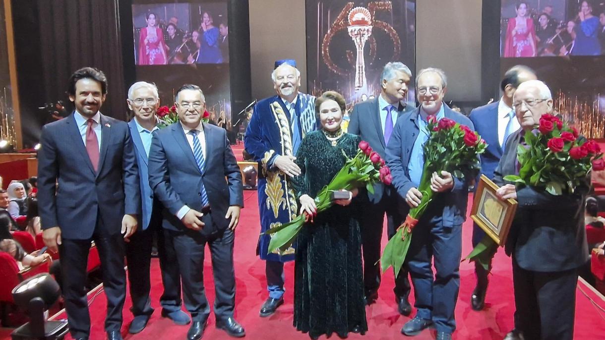 Üzbäkstanda Törek fil’m könnäre