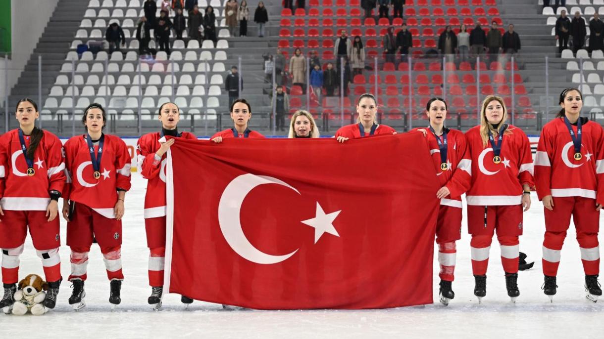 Hockey su ghiaccio Türkiye U18.jpg