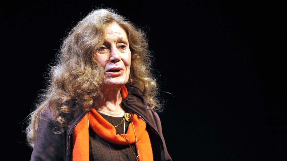 A famosa atriz de teatro Yıldız Kenter perdeu a vida