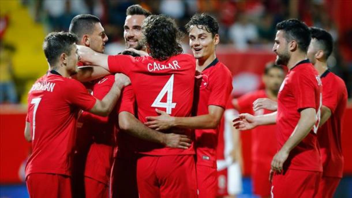 Seleção turca de futebol disputará partida contra a França em Konya