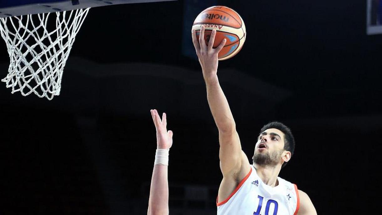 Furkan Korkmaz fue el nombre que hizo ganar más puntos a su equipo