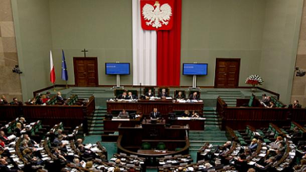 波兰执政党拟制堕胎法或遭强烈抗议