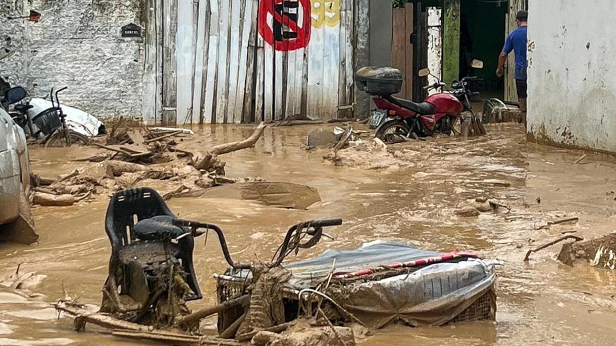 巴西暴雨引发洪水死亡人数增至76人