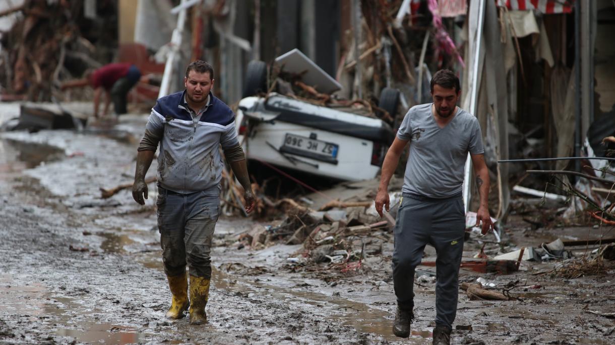 Ердоган:"Държавата мобилизира всичките си средства за регионите, засегнати от наводнението"