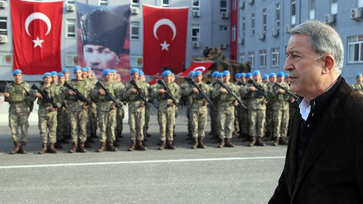 Akar Hatayban szemlézte a török csapatokat