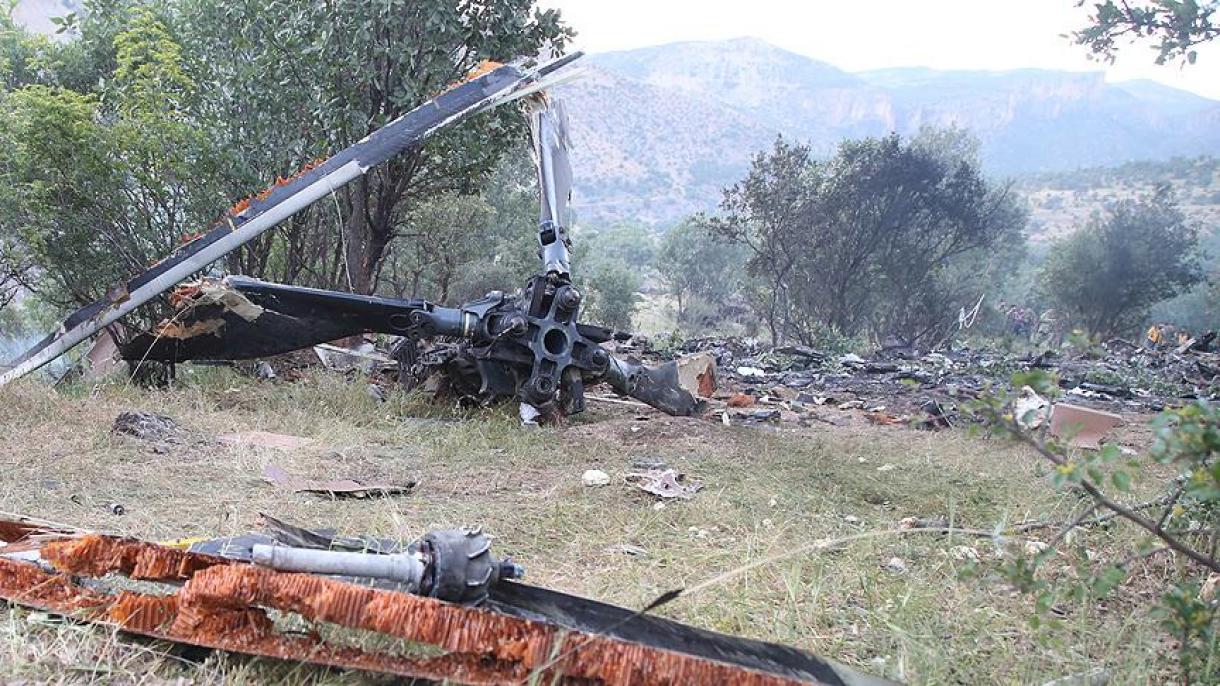 13 soldados são mortos na queda de um helicóptero militar