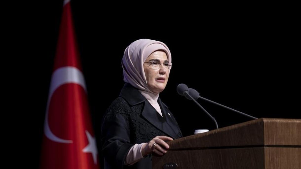 Primera dama turca: El mundo está "horrorizado y preocupado" por los ataques de Israel en Palestina