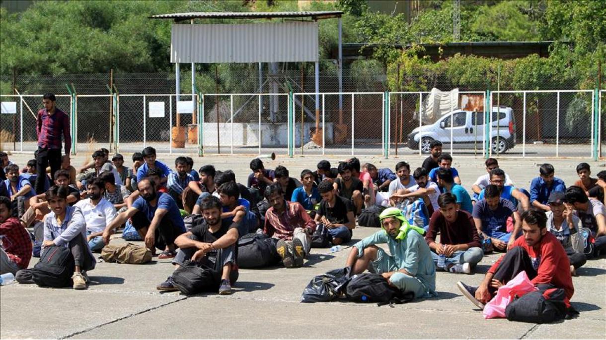 نجات 73 مهاجر غیرقانونی در آبهای ساحلی فتحیه ترکیه