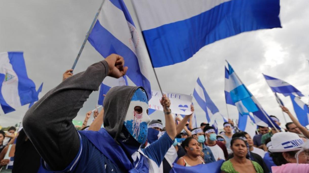 Miles de personas marchan para pedir democracia en Nicaragua