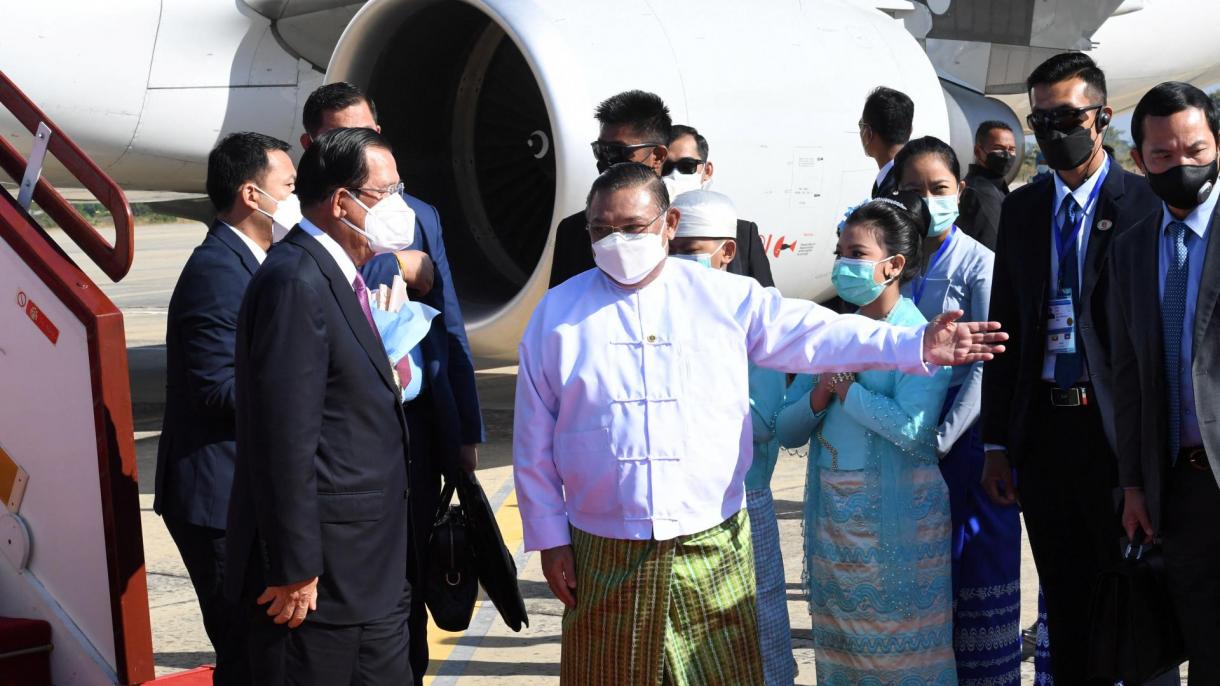 El primer ministro de Camboya visita Myanmar para reunirse con los líderes militares