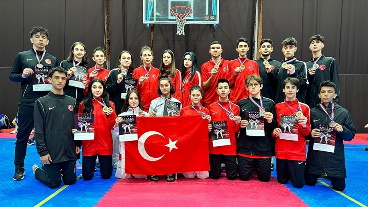 Türk Taekwandoçylar 44 Medal Aldy