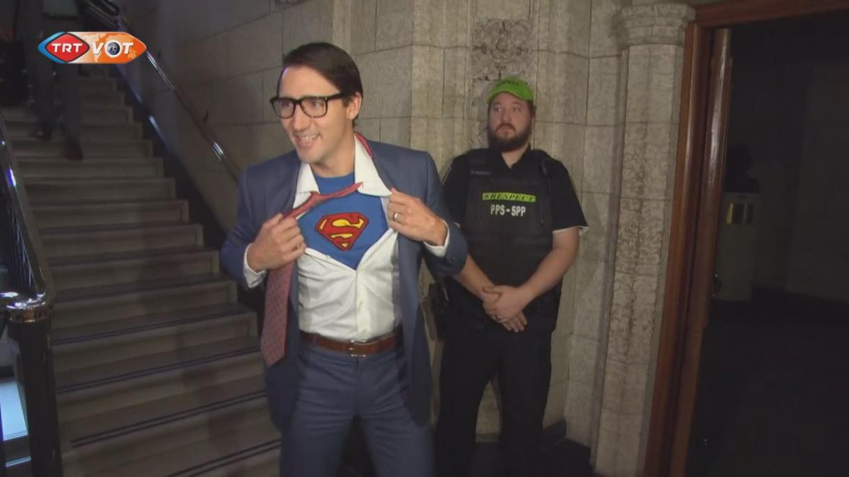 کانادا باش وزیری جلسه گه سوپرمن کییمی بیلن اشتراک ایتدی