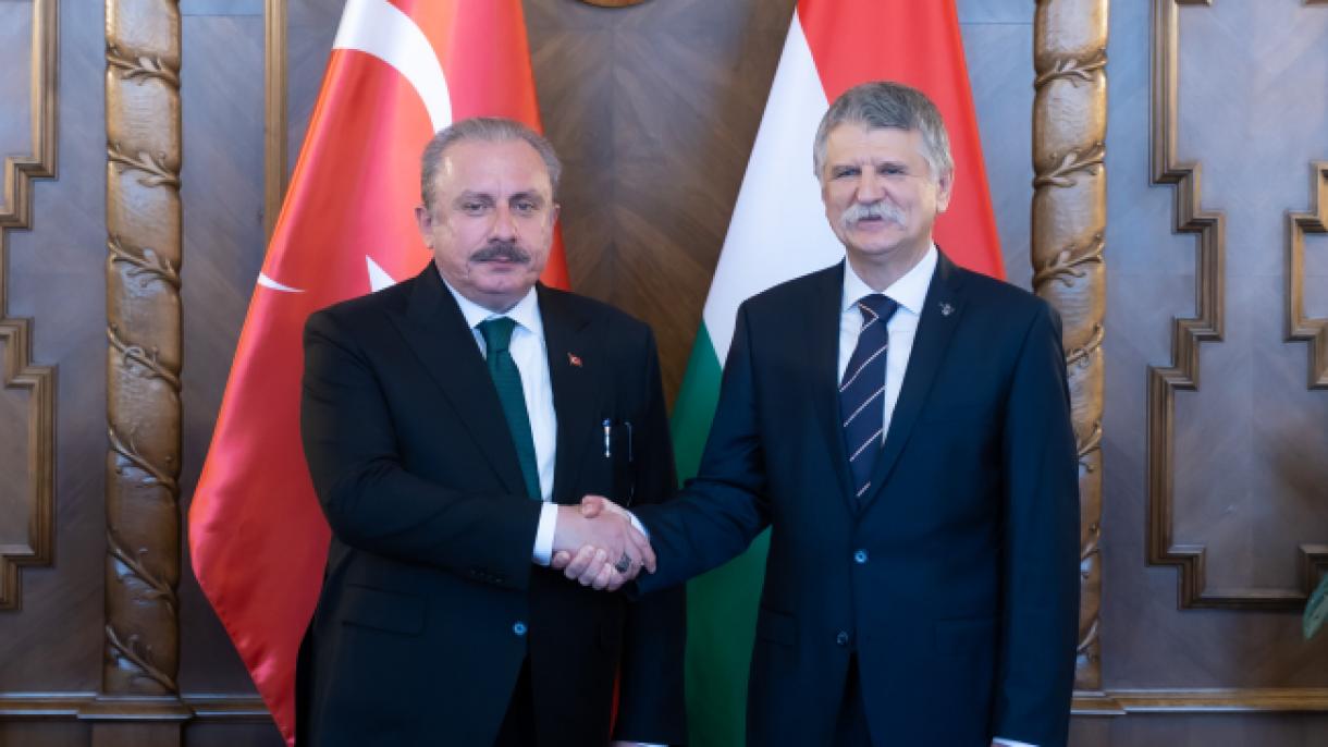 Председателят на ВНСТ е на визита в Унгария...