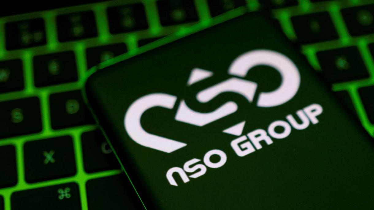 A Pegasus kémszoftvert gyártó izraeli NSO vállalat elküldi 100 dolgozóját és távozik a vezérigazgató