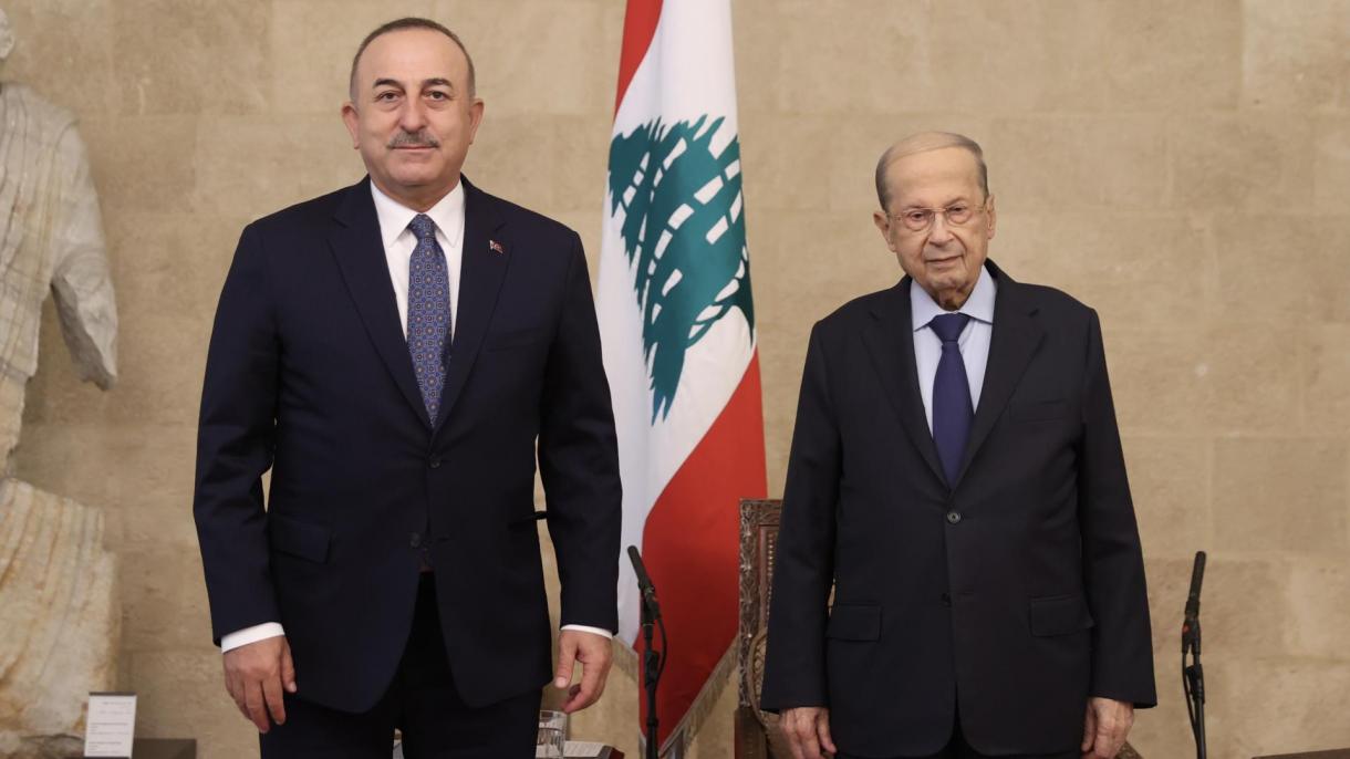 Çavuşoğlu mantiene contactos en el Líbano