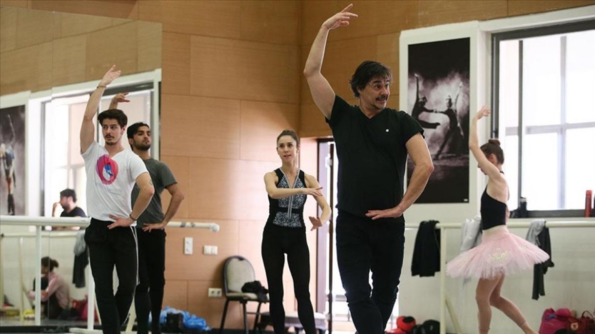 Famoso ballet argentino Alejandro Parente está en Izmir para la capacitación de los artistas turcos