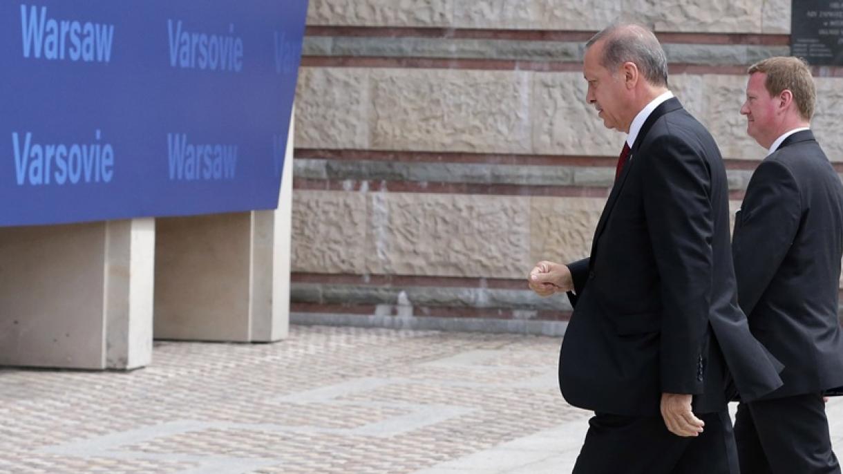 Erdogan continuă contactele sale din cadrul Summit-ul Alianţei Nord Atlantice