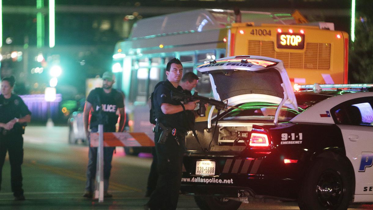 مجروح شدن 9 نفر  در اثر تیراندازی یک مهاجم در تگزاس
