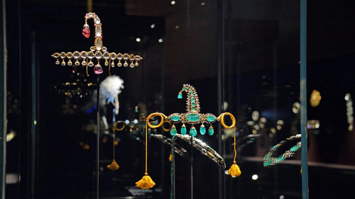 Βενετία -ο θησαυρός κοσμημάτων του σεΐχη Κατάρ «έκαναν φτερά» από το Μουσείο της Βενετίας
