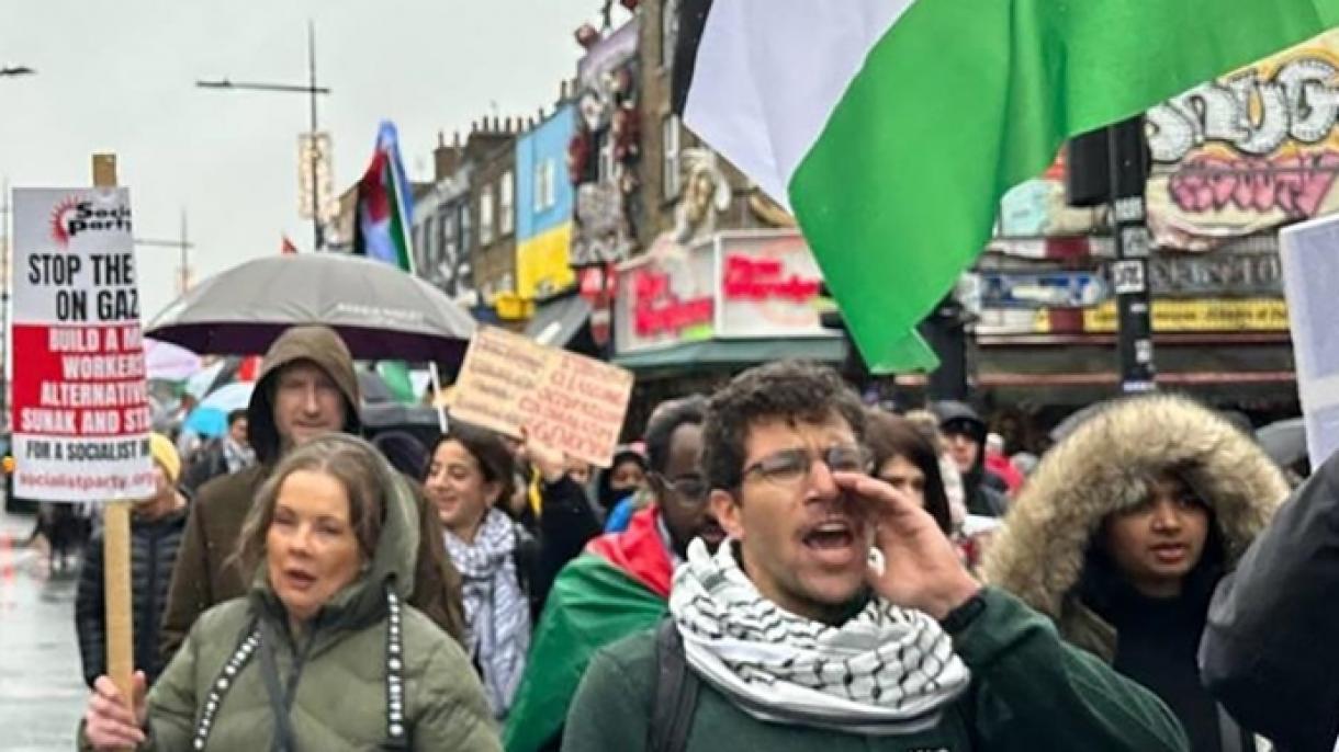 En Inglaterra decenas de miles de personas  pidieron un "alto el fuego inmediato en Gaza"