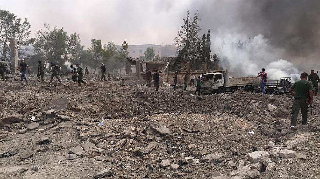 Legalább 41 embert ölt meg egy öngyilkos robbantásos merénylő az el-Báb város közelében
