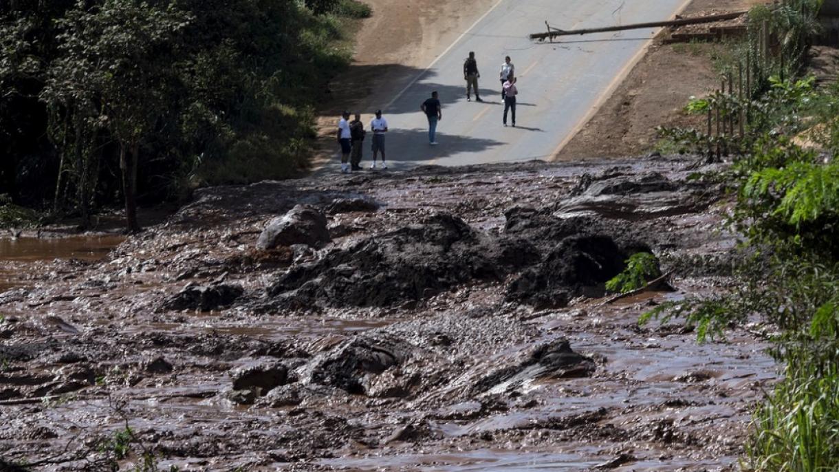 Sube a 84 el saldo de las víctimas mortales en Brasil a consecuencia de la presa colapsada