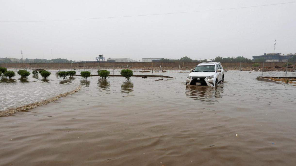 سیلاب‌های شدید  موجب تعطیل رسمی در سه شهر عراق شد