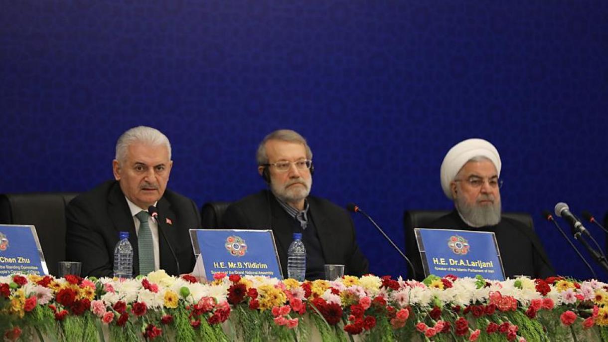 Binali Yıldırım ha realizado una visita oficial en Irán