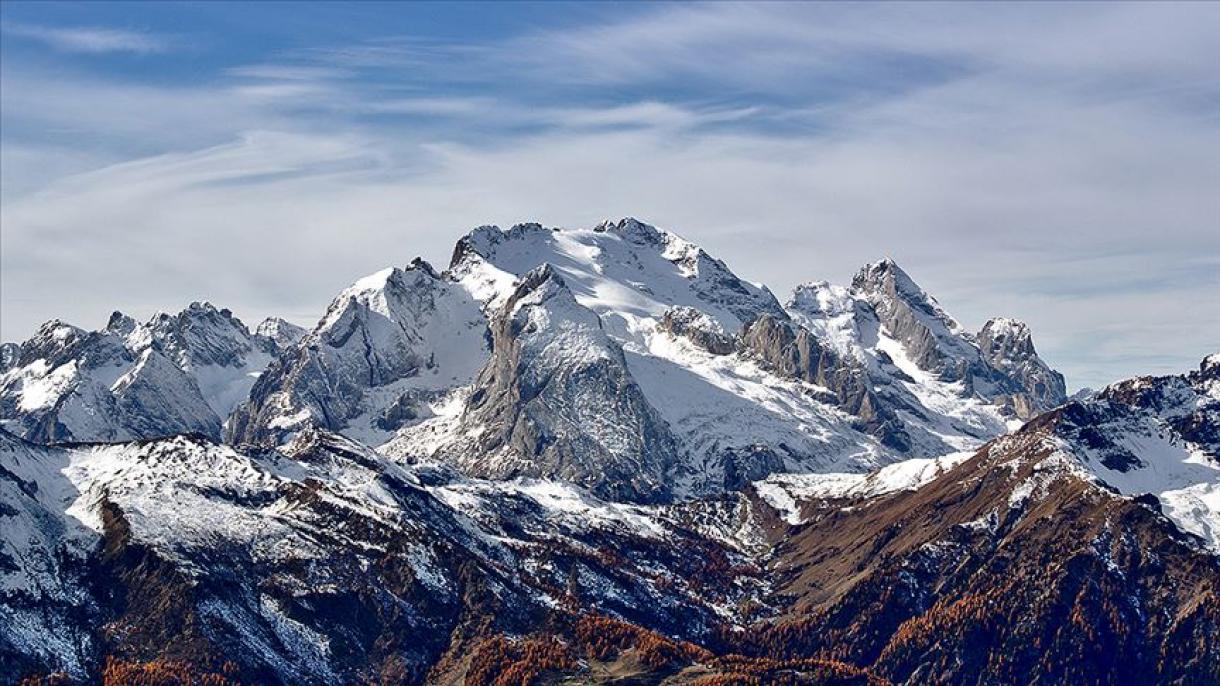 阿尔卑斯山冰川坍塌   6 人死亡
