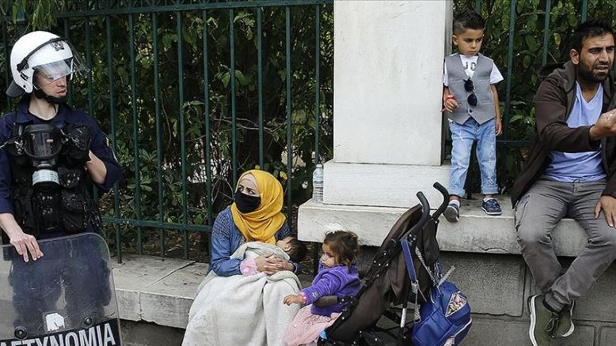 Athénban tüntetnek a hajléktalanság fenyegette menekültek