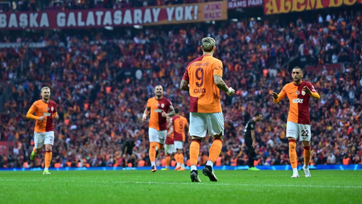 Galatasaray se menține pe poziția de lider