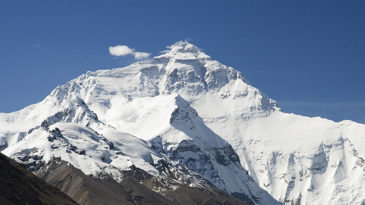 La India vuelve a medir la altura del Monte Everest