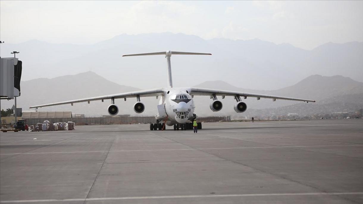 افغانستان: 25 ٹن امداد لے کر قطری طیارہ کابل پہنچ گیا