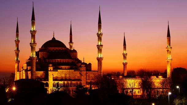 مسجد سلطان احمد یکی از آثار تاریخی معروف جهان