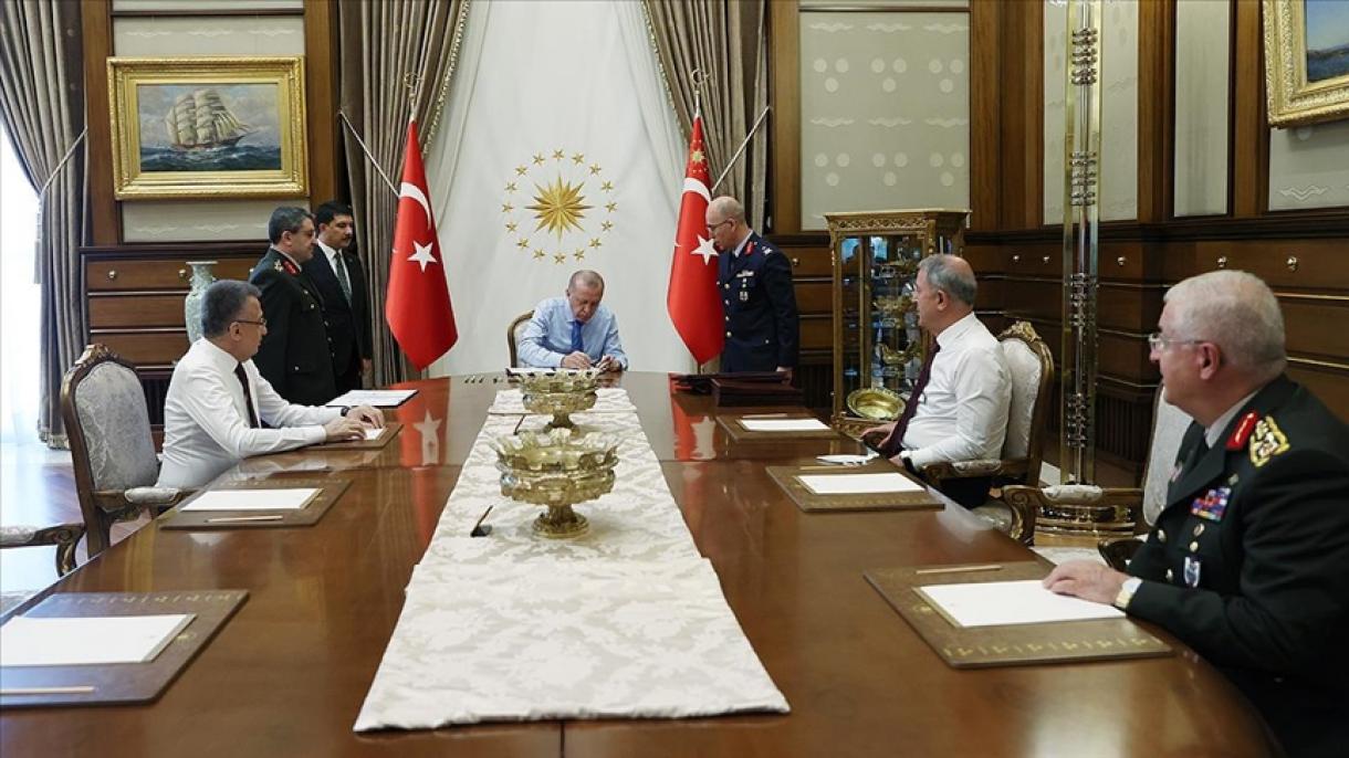 Erdogan approva la nomina del vertice militare
