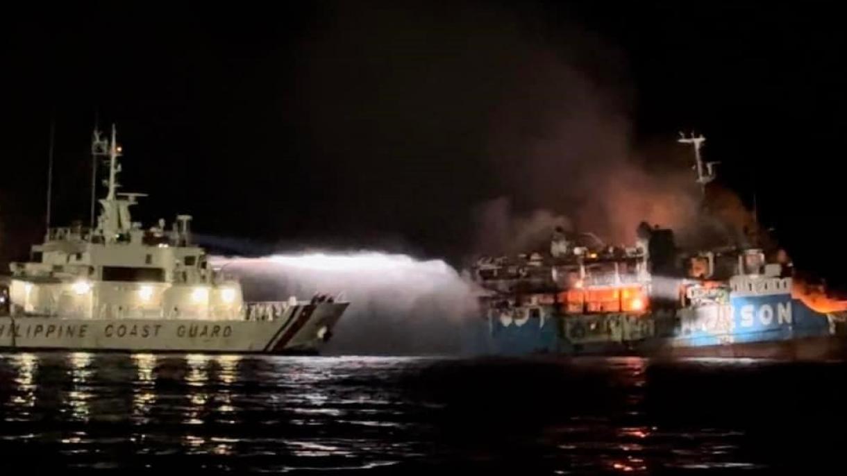 آتش‌سوزی در یک کشتی در فیلیپین منجر به مرگ دست کم 12 تن شد